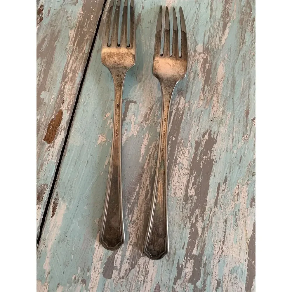 Vintage Victor V. Clad Co Philadelphia Set of 2 Dinner Forks 6 7/8